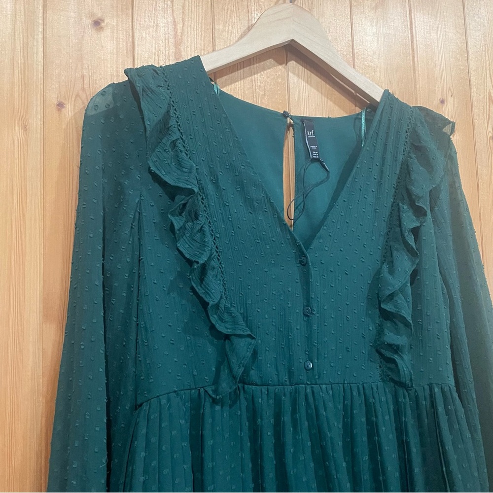 Emerald Romper - Picture 2 of 5